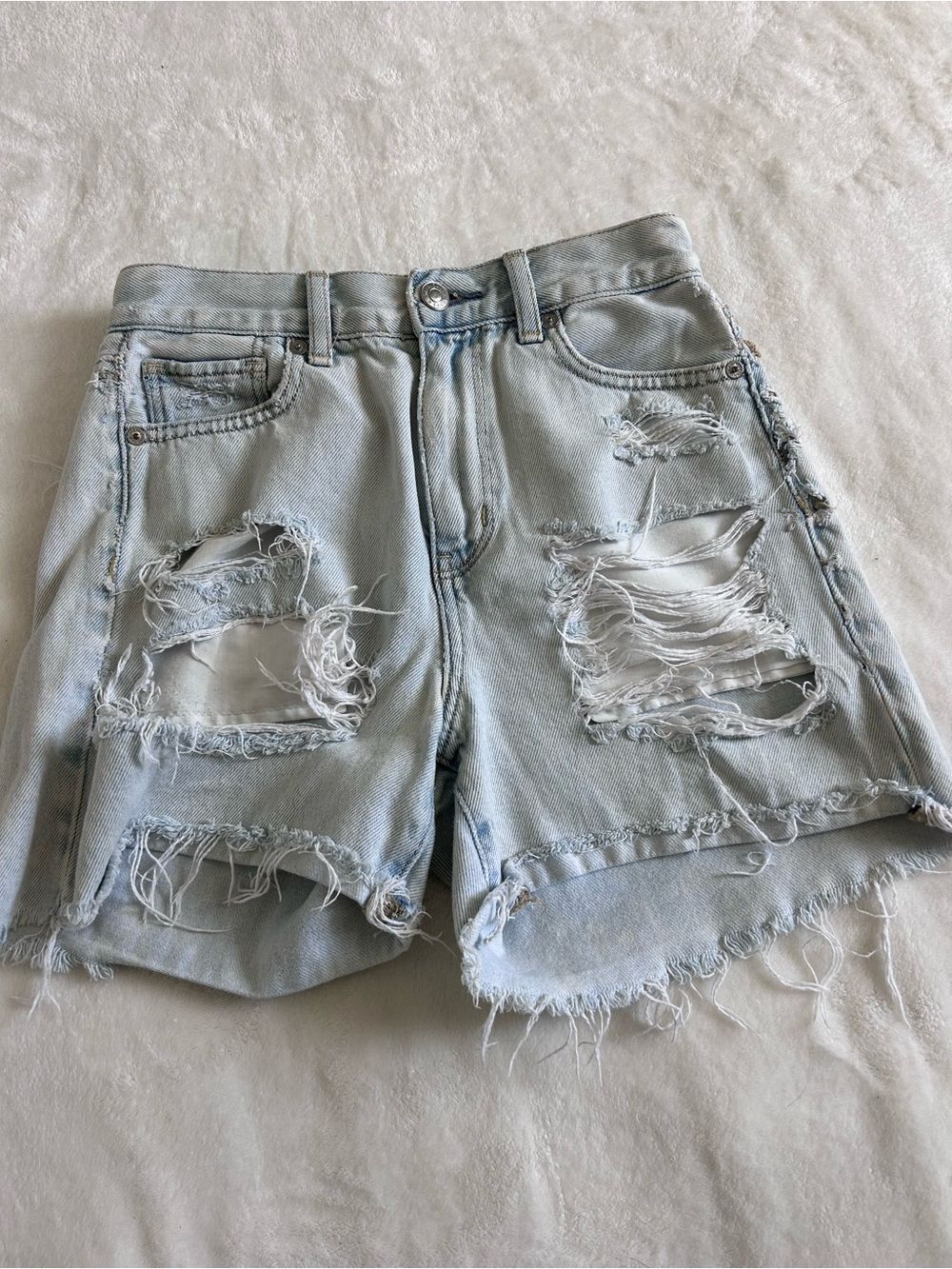 American Eagle Outfitters Women’s Distressed Denim Jean Shorts Raw Hem